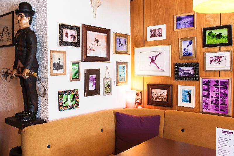 Hotel Pension Kirchplatz Санкт-Антон-ам-Арльберг Екстер'єр фото