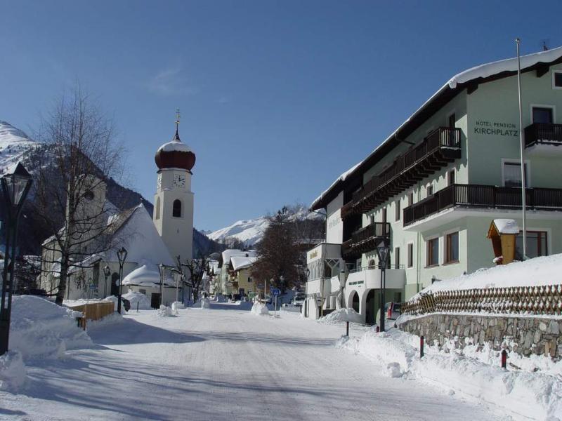 Hotel Pension Kirchplatz Санкт-Антон-ам-Арльберг Екстер'єр фото
